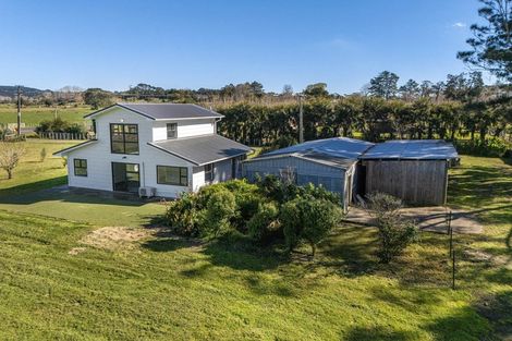 Photo of property in 42 Rimmer Road, Helensville, 0875
