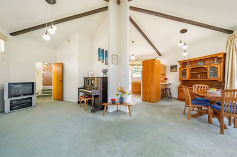 Photo of property in 2 Glenrae Grove, Silverstream, Upper Hutt, 5019