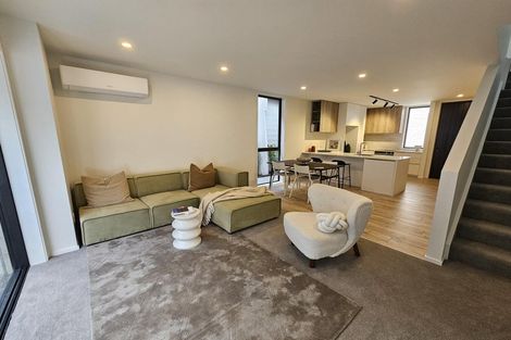 Photo of property in 16 Ara Toutouwai, Karori, Wellington, 6012