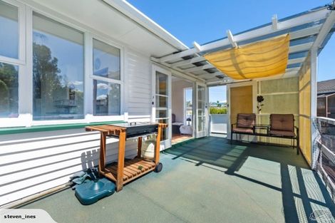 Photo of property in 25a Rodney Street, Howick, Auckland, 2014