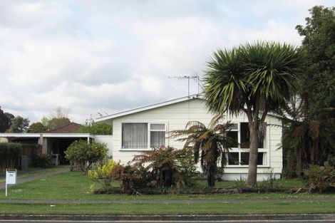 Photo of property in 75 Kawaha Point Road, Kawaha Point, Rotorua, 3010