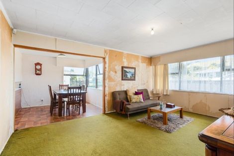 Photo of property in 38 Wallace Road, Mangere Bridge, Auckland, 2022