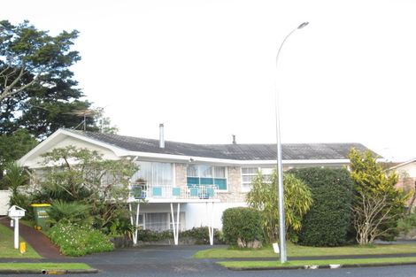 Photo of property in 3 Dennis Avenue, Hillpark, Auckland, 2102