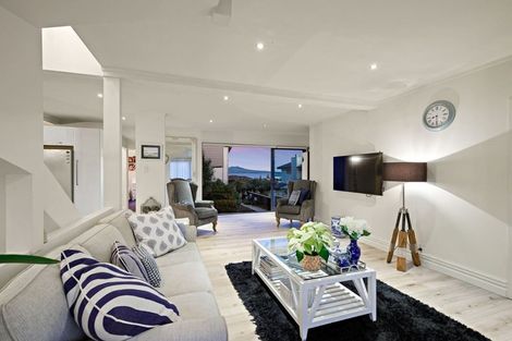 Photo of property in 1/36 Seaview Road, Castor Bay, Auckland, 0620