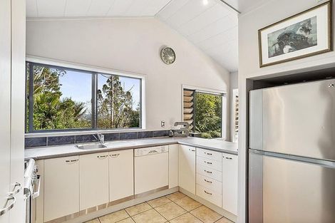 Photo of property in 395 Titirangi Road, Titirangi, Auckland, 0604
