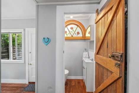 Photo of property in 22 North Crescent, Kaukapakapa, 0873