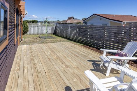 Photo of property in 102a Seaview Road, Paraparaumu Beach, Paraparaumu, 5032