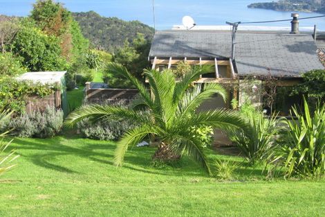 Photo of property in 27 Lookout Drive, Laingholm, Auckland, 0604