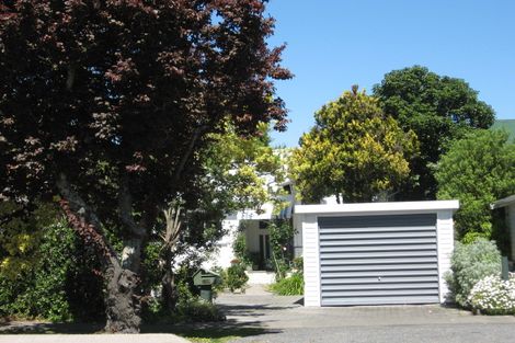 Photo of property in 129 Iranui Road, Inner Kaiti, Gisborne, 4010