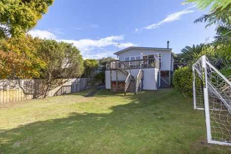 Photo of property in 80 Renown Road, Raumati South, Paraparaumu, 5032