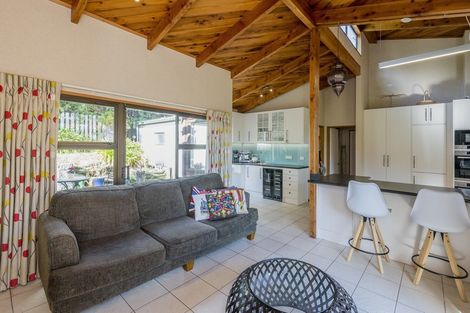 Photo of property in 167 Huia Street, Waikanae, 5391