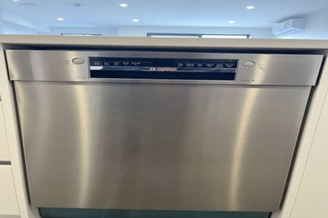 Photo of property in 8/32b Westgate Drive, Massey, Auckland, 0614