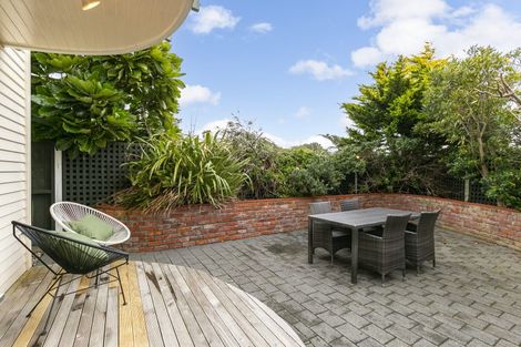 Photo of property in 63 Ellesmere Avenue, Miramar, Wellington, 6022