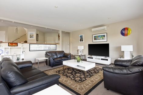 Photo of property in 88 Rochfort Road, Havelock North, 4130