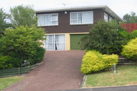 Photo of property in 2/1 Chequers Avenue, Glenfield, Auckland, 0629