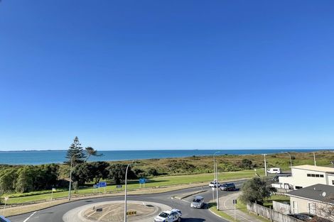 Photo of property in 10/898 Papamoa Beach Road, Papamoa Beach, Papamoa, 3118