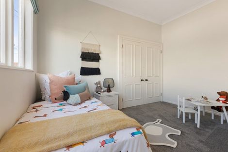 Photo of property in 19 Beach Street, Fitzroy, New Plymouth, 4312