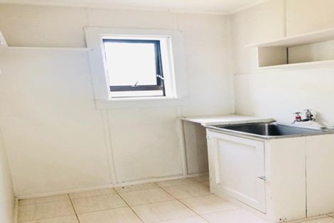 Photo of property in 18 Lupton Road, Manurewa, Auckland, 2102