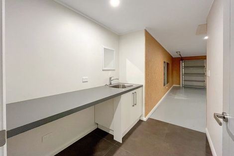 Photo of property in 7 Monaco Grove, Fitzherbert, Palmerston North, 4410