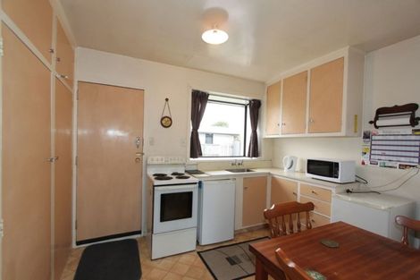 Photo of property in 2/551 Hereford Street, Linwood, Christchurch, 8011