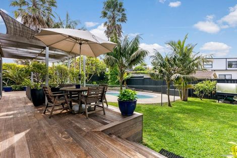 Photo of property in 5 Fortyfoot Lane, Sunnyhills, Auckland, 2010