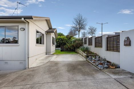 Photo of property in 52 Inverness Drive, Pyes Pa, Tauranga, 3112