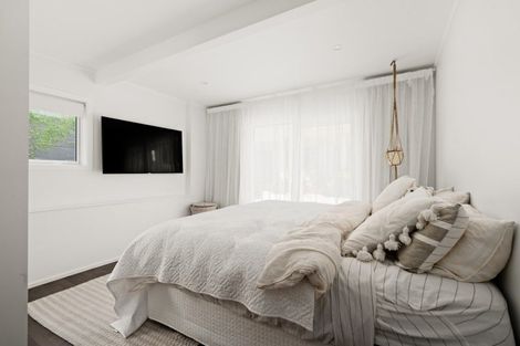 Photo of property in 71 Oceanview Road, Mount Maunganui, 3116