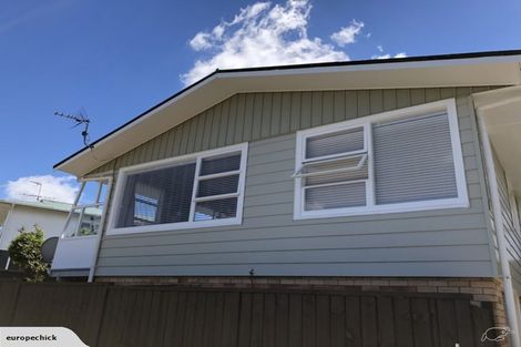 Photo of property in 52 Juniper Road, Sunnynook, Auckland, 0620