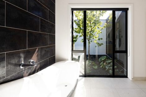 Photo of property in 13 Mike Smith Drive, Cambridge, 3434