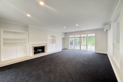 Photo of property in 14 Amreins Road, Waitakere, Henderson, 0782