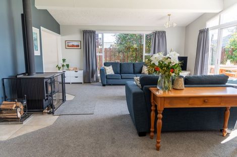 Photo of property in 33 Geddis Street, Rangiora, 7400