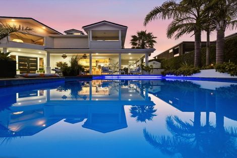 Photo of property in 198 Oceanbeach Road, Mount Maunganui, 3116