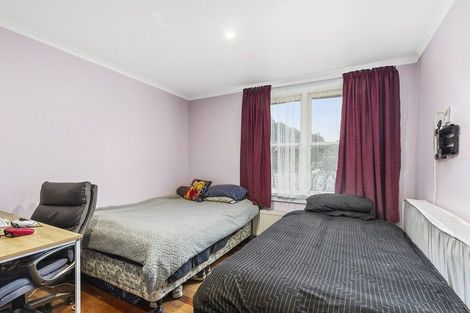 Photo of property in 1 Morere Street, Titahi Bay, Porirua, 5022