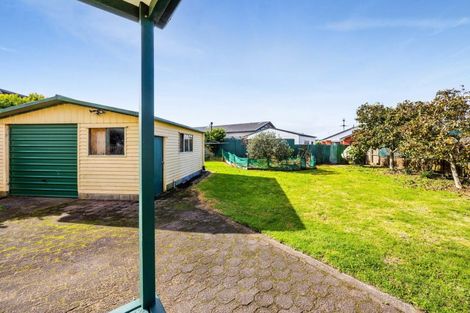 Photo of property in 27 Tiverton Crescent, Whalers Gate, New Plymouth, 4310