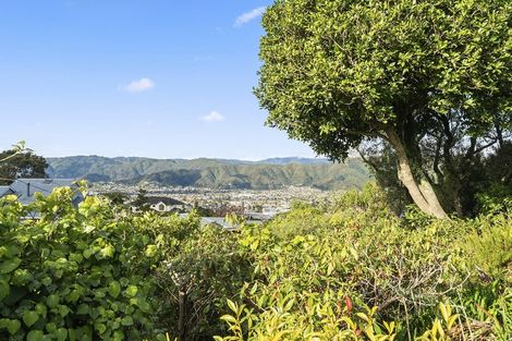 Photo of property in 93 Normandale Road, Normandale, Lower Hutt, 5010