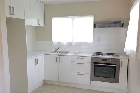 Photo of property in 2a Pine Street, New Lynn, Auckland, 0600