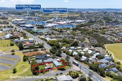 Photo of property in 490 Don Buck Road, Massey, Auckland, 0614