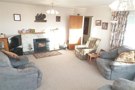 Photo of property in 27 Kennedy Avenue, Feilding, 4702