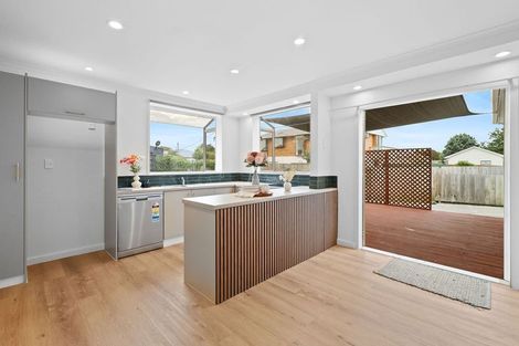 Photo of property in 115 Kerrs Road, Avonside, Christchurch, 8061