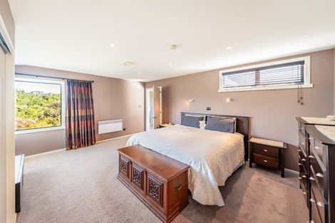 Photo of property in 67 Mount Marua Way, Timberlea, Upper Hutt, 5018