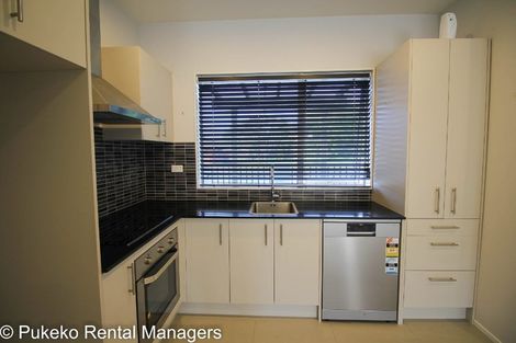 Photo of property in 26/11 Ray Small Drive, Papakura, 2110