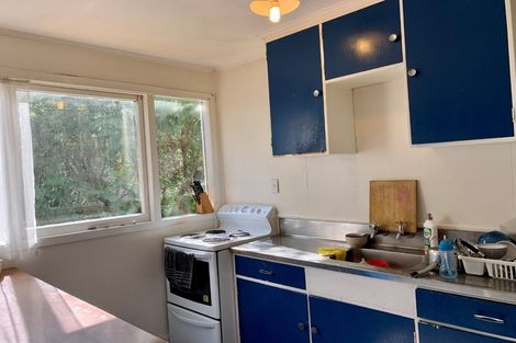 Photo of property in 2/12 Trevethick Grove, Woburn, Lower Hutt, 5010