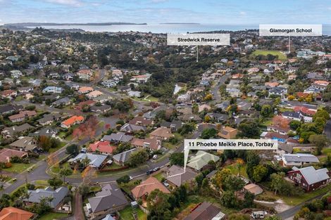 Photo of property in 11 Phoebe Meikle Place, Torbay, Auckland, 0630