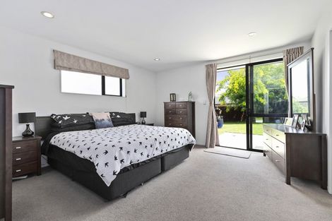 Photo of property in 10 Barwick Place, Huntington, Hamilton, 3210