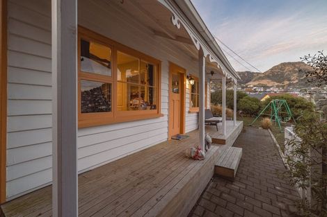 Photo of property in 1 Coleridge Terrace, Lyttelton, 8082