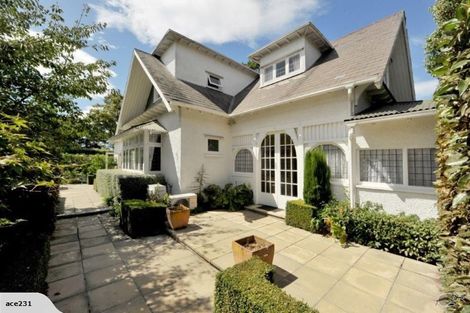 Photo of property in 284 Papanui Road, Merivale, Christchurch, 8052