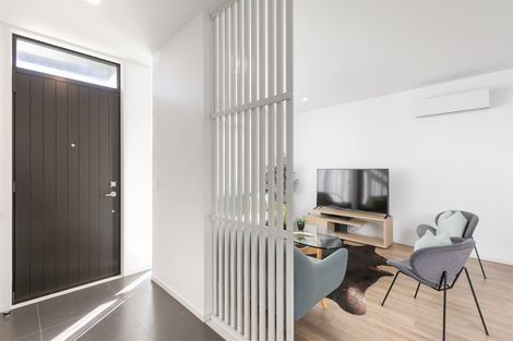 Photo of property in 8 Troop Road, Papakura, 2110