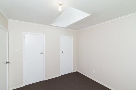 Photo of property in 2/5 Hinemoa Street, Waiwhetu, Lower Hutt, 5010