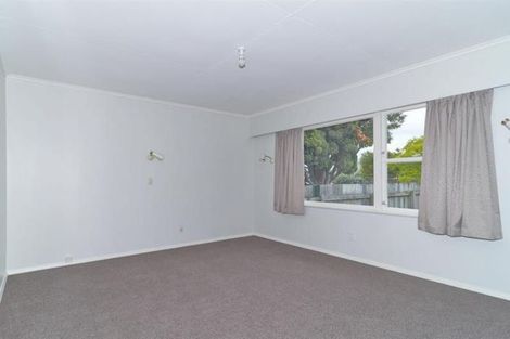 Photo of property in 2a Durham Crescent, Palmerston North, 4414