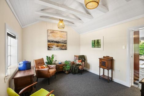 Photo of property in 171 Breaker Bay Road, Breaker Bay, Wellington, 6022